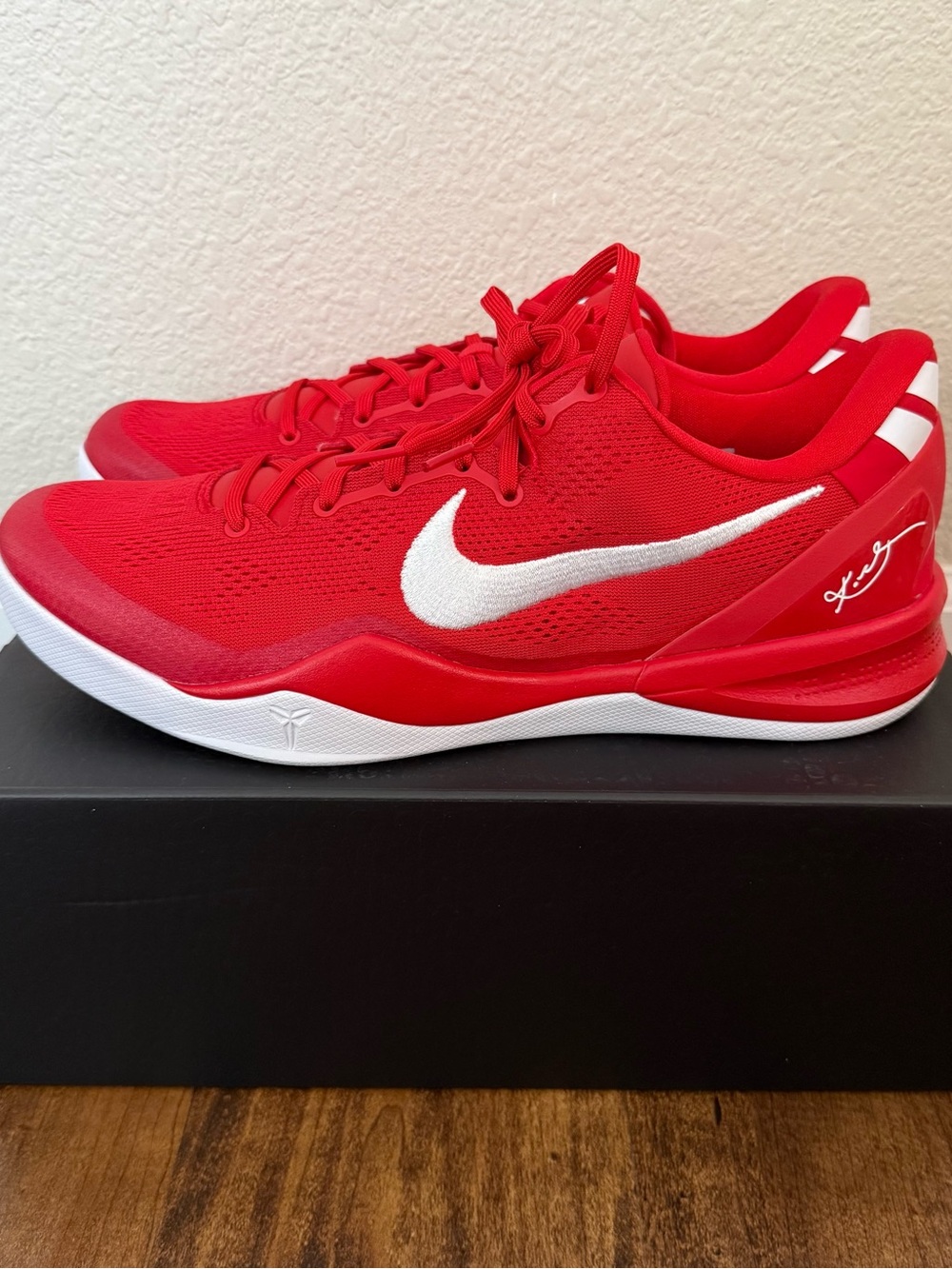 NIKE KOBE VIII 8 PROTO UNIVERSITY RED (HF9550-600) SZ 12